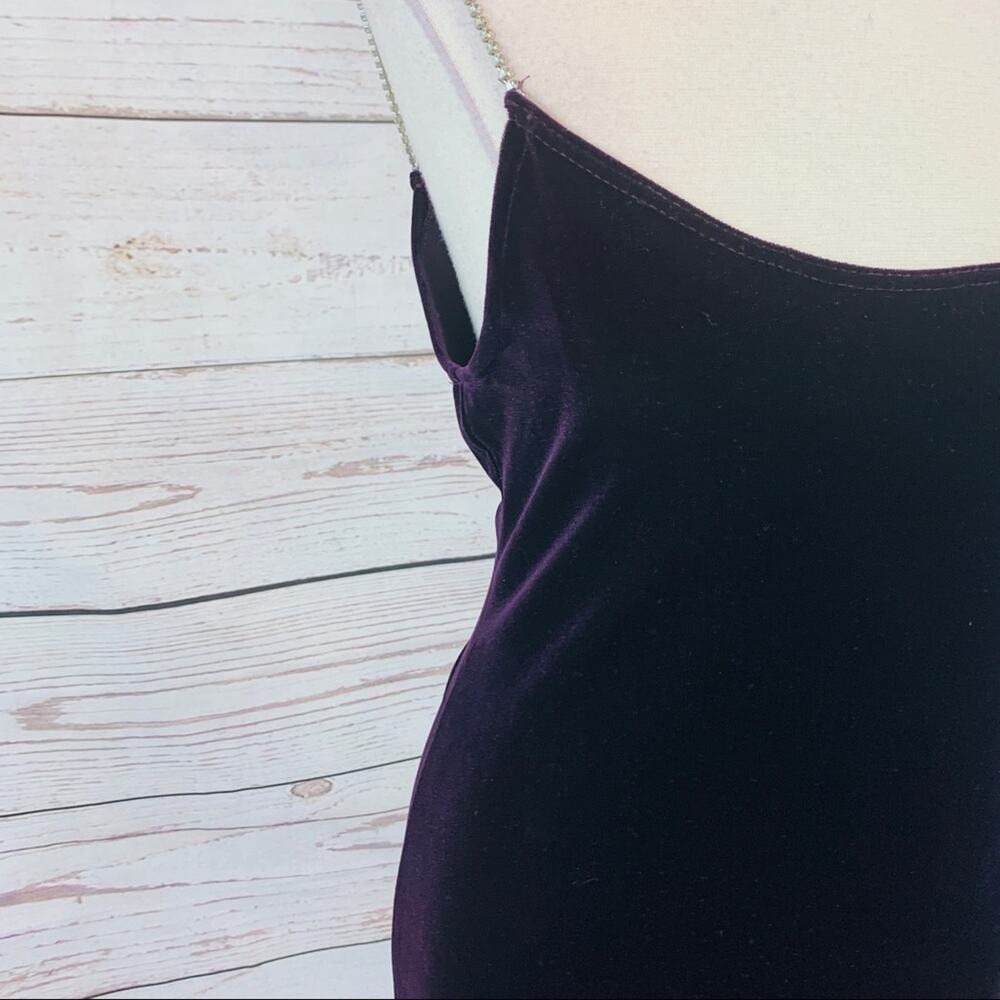 Jalate purple velvet rhinestone straps side slits - Picture 4 of 7